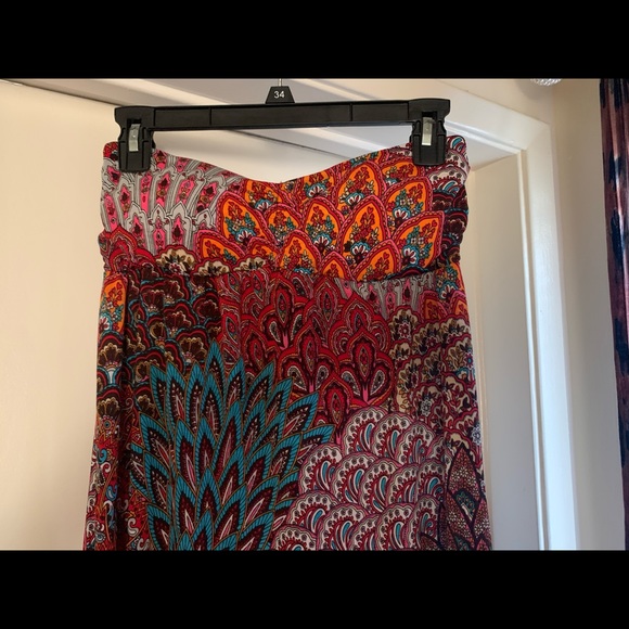 Forever 21 Maxi Dress - Picture 2 of 5